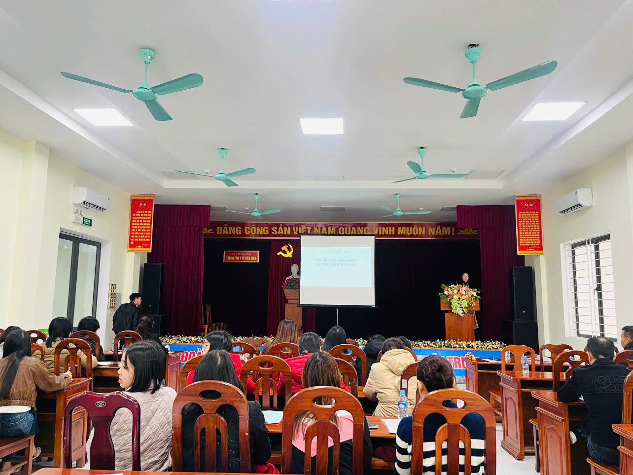 TẬP HUẤN CÔNG TÁC TAI NẠN THƯƠNG TÍCH VÀ QUẢN LÝ CHẤT THẢI Y TẾ NĂM 2025