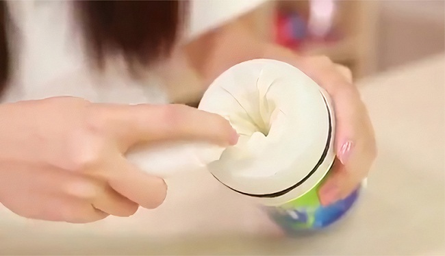 Đồ chơi tự chế cho nam từ chai nước