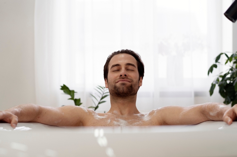 Tắm dầu Phật Linh trước khi quan hệ