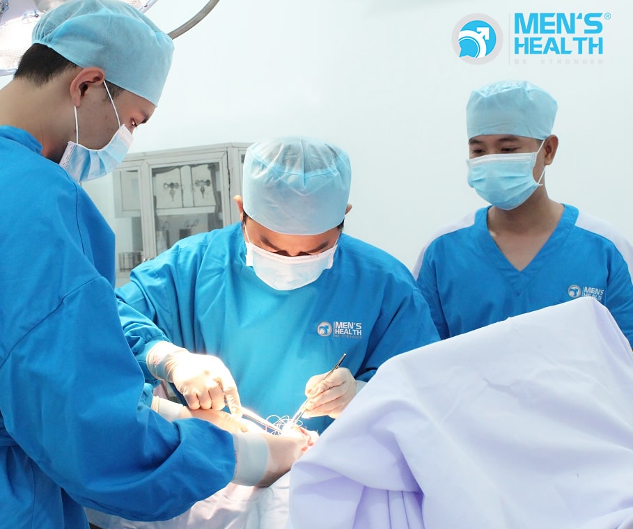 Phẫu thuật điều trị phì đại tuyến vú