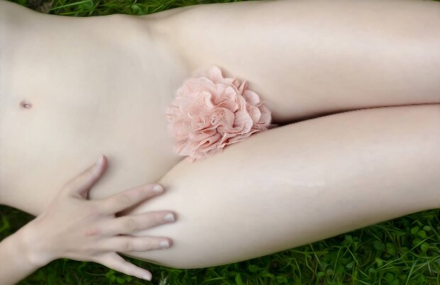 Massage yoni một mình