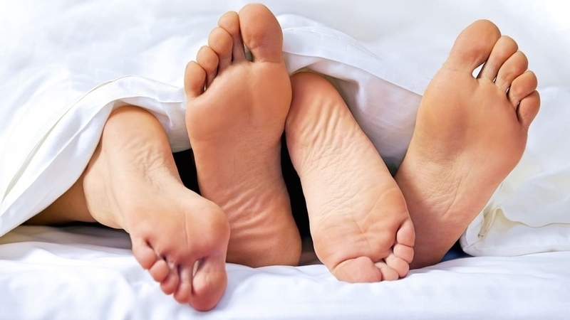 Quan hệ bằng hậu môn có thai không? Cách quan hệ tình dục an toàn qua đường hậu môn