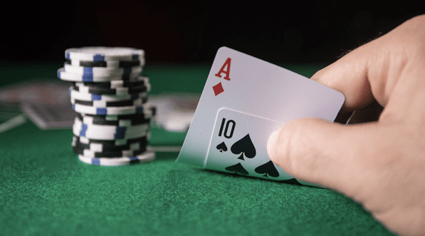Donk Bet Poker Là Gì? Khi Nào Nên Donk Bet Poker?
